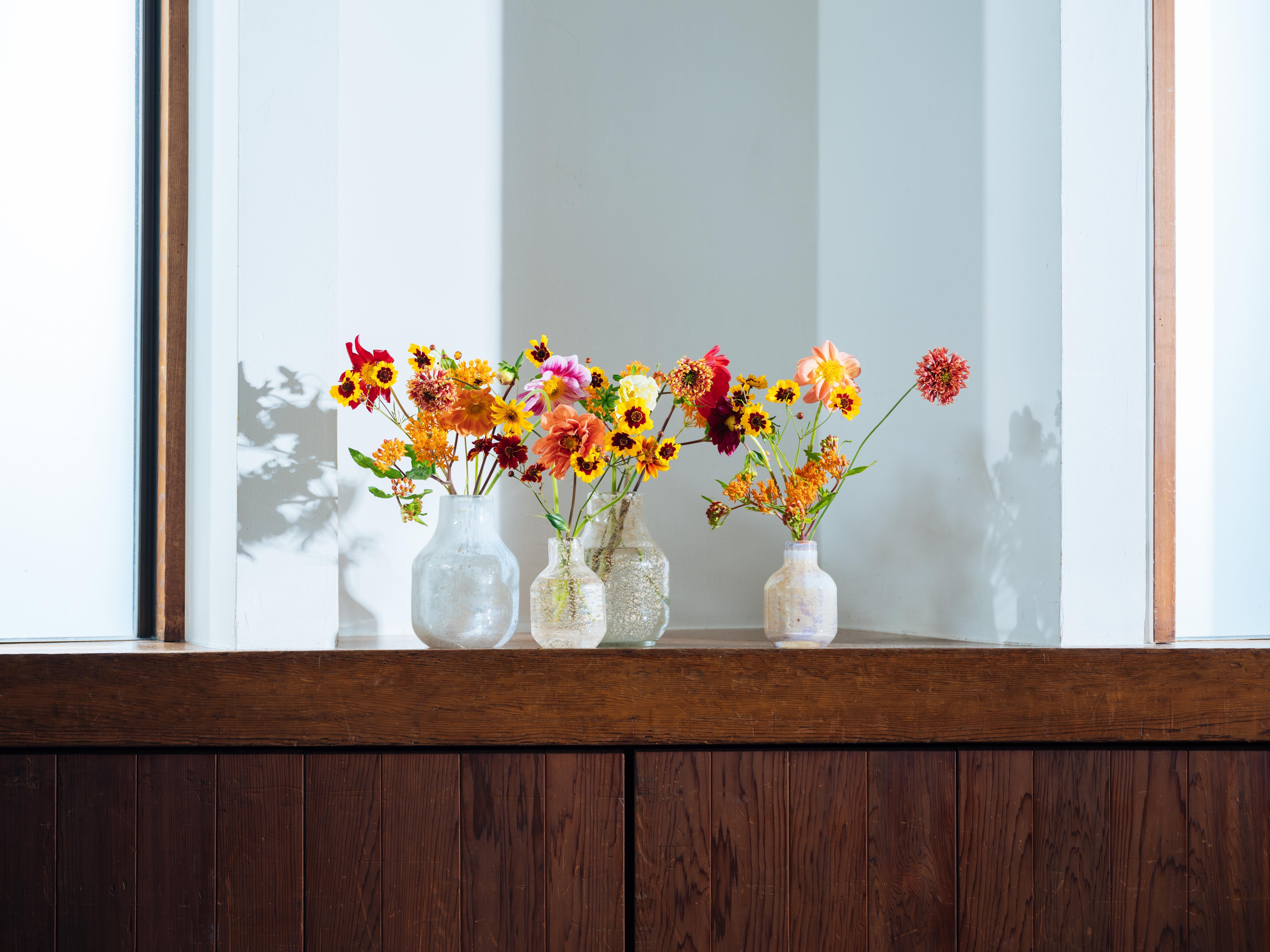 HENRI BENDEL ストライプ花瓶 HENRI BENDEL ストライプ花瓶 フラワーベース ストライプ＆ブルー | D-BROS